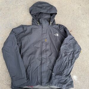 The North Face Men's Charcoal Raincoat